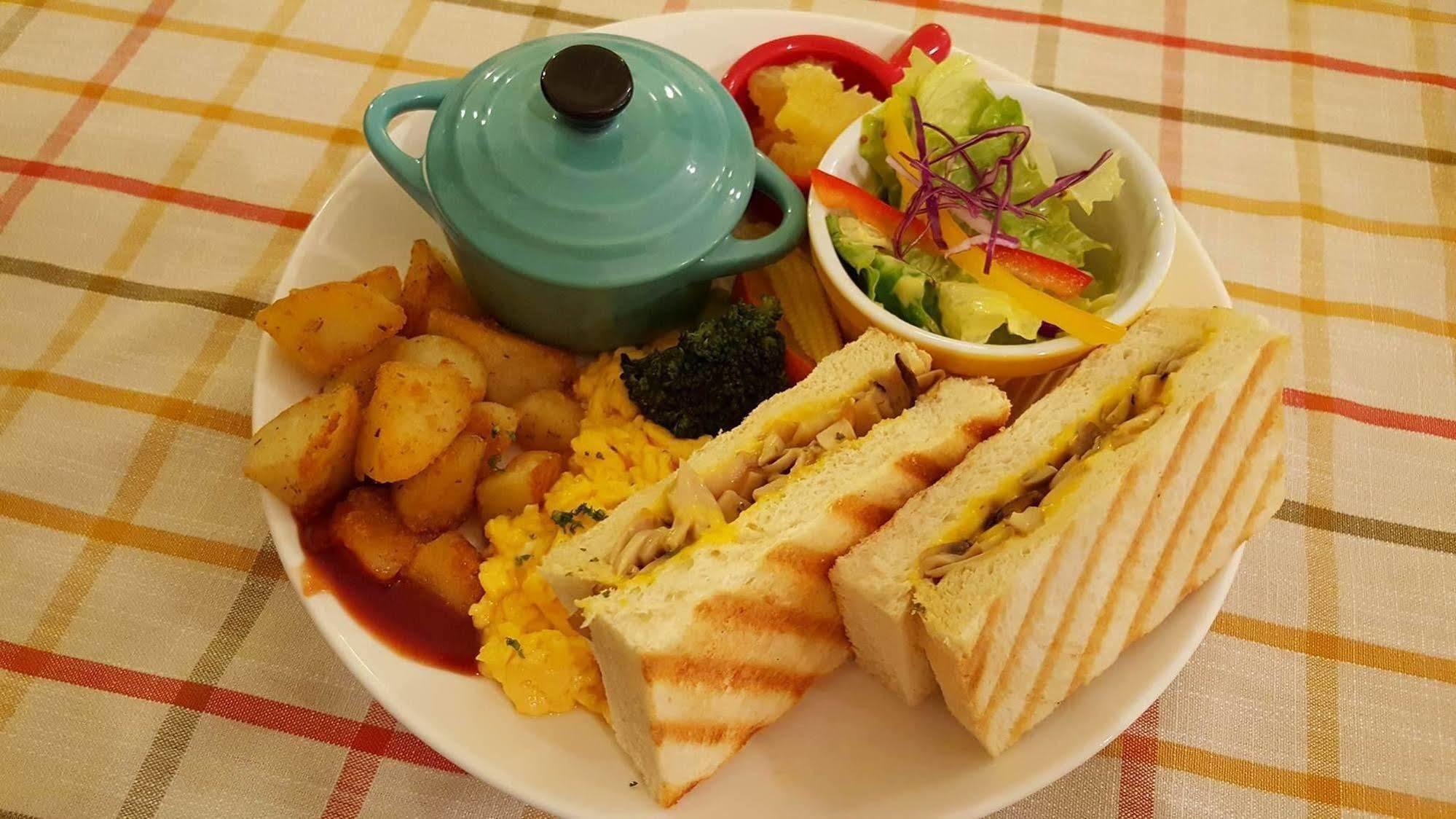 Fazhana Village B&B Hualien Buitenkant foto